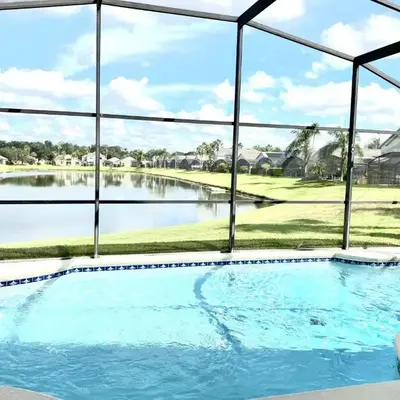LB4707AW 3 Bedroom Villa with pool and game room