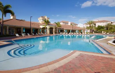 a large swimming pool in a resort at Vista Cay Casa Bonita townhouse in Orlando