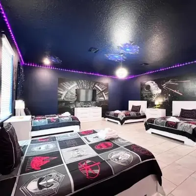 8 Bed Storey Lake Resort- Huge Bedroom for Kids home
