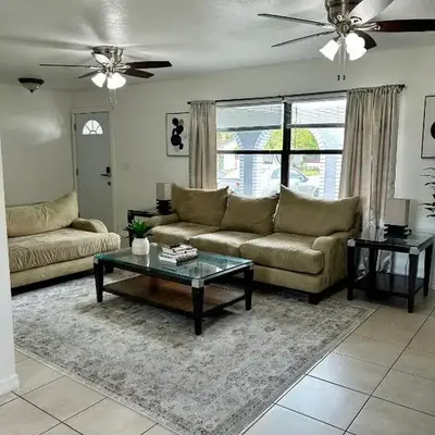 Peaceful Home in Central Florida Near Universal