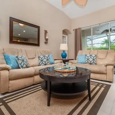 8104 Fan Palm