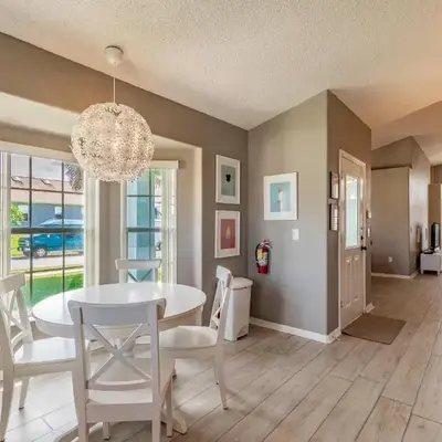 Santee Villa