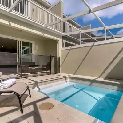 3 bedrooms pool home with clubhouse amenities Retreat