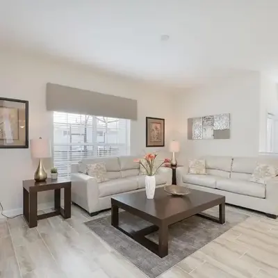 Stunning Storey Lake Villa Prime Location
