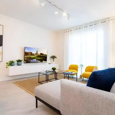 Chic Modern Marvel