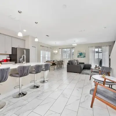 Townhome with pool at Storey Lake