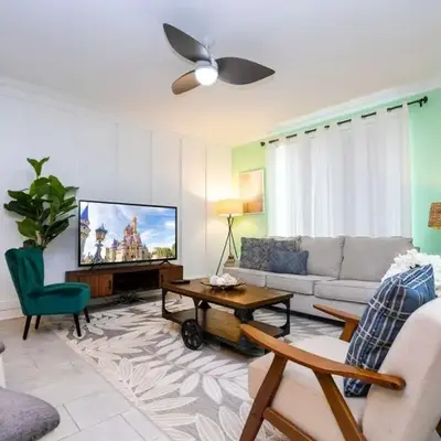 Vibrant Themed Home Prime Location