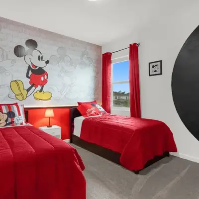 Super Deal - Brand New Themed 9BR Home near Disney