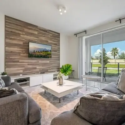 Superb Spacious Condo Prime Resort