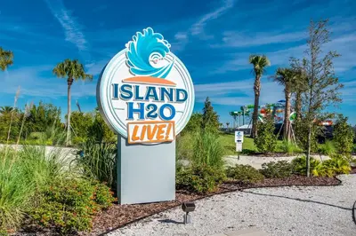 a sign for island live at the resort at 2959 Castaway Lane in Orlando
