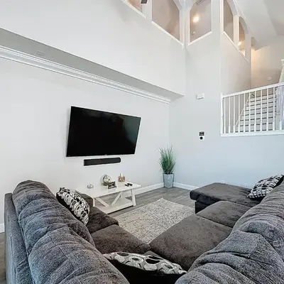 Amazing 6 Bed Disney Dream Getaway in Windsor Palm