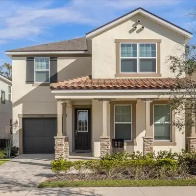 6 Bedrooms 5 Bathrooms Solara 1889 Tp
