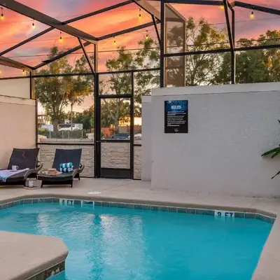 4BR Pool Home w Free Waterpark - 9 Min to Disney