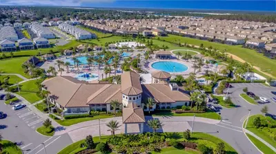 an aerial view of a resort with a pool at 800MO VILLA 5 BED/5 BA in Orlando
