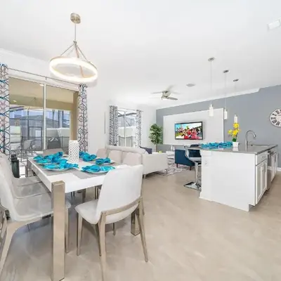 4188FA TOWNHOUSE 4 BEDROOMS & 3 BATHROOMS + POOL