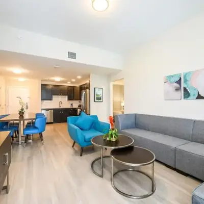 Top Floor Modern Vista Cay Reserve Condo - 5004