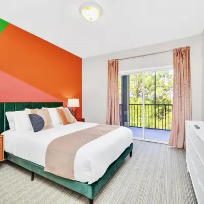 Modern 3BR Condo Near Disney- Pool
