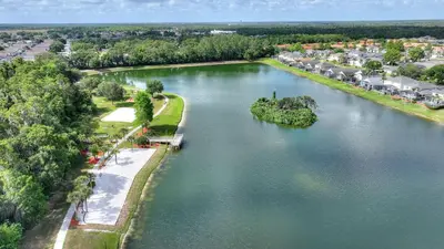 an aerial view of an island in a river at Allure - Sleeps 8 - 3 BDM - Disney in Kissimmee