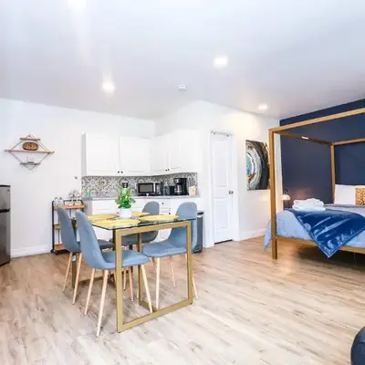 NEW5 APT NrUCF PETSOK PRIVATE patioENTRY LAUNDRY