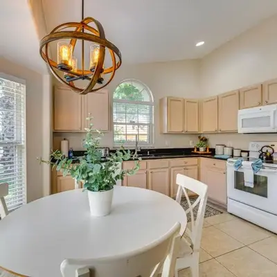 11 Mi to WDW Kissimmee House with Private Pool!
