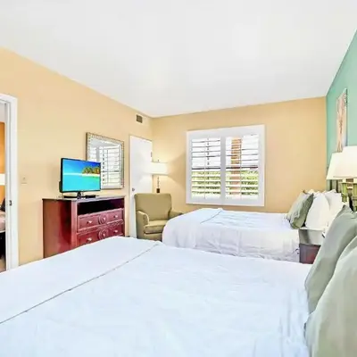 Suite with Pool Hot Tub - Near Disney