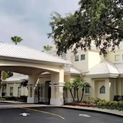 Diamond - Cypress Pointe Resort - St
