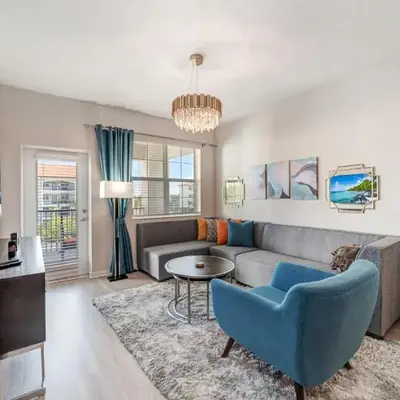 Modern Resort 2BR near Icon park