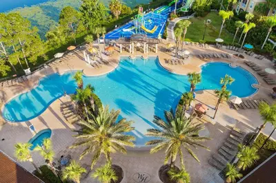 an overhead view of a swimming pool at a resort at 7660 - 3Q/3B Casa em Resort *10min DISNEY* in Orlando