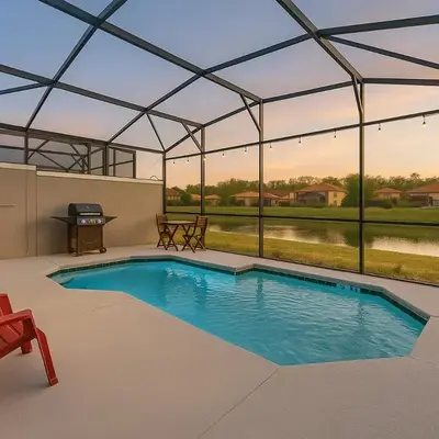 4BR Lakefront - Themed Rooms - Pool & BBQ!