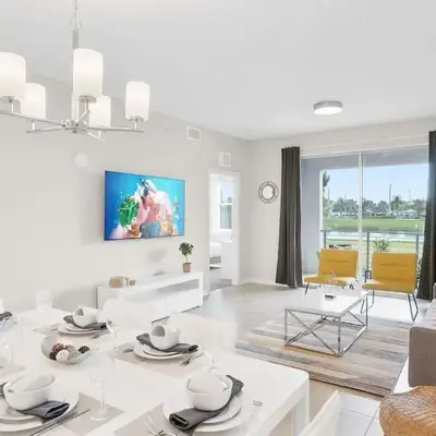 Modern Storey Lake Resort Disney Orlando 3141-105