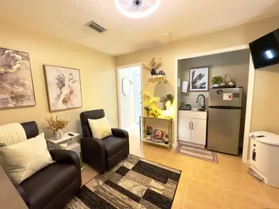 Gallery image of Cozy Private Apartment - Stylish & Spotless in Orlando