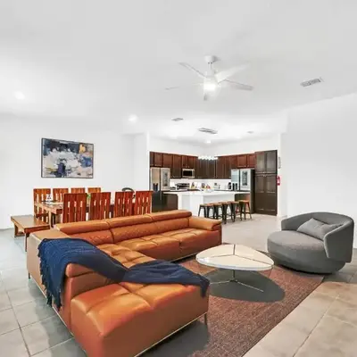Spacious Dreamscape 12rooms 11 bathrooms 25 people Wifi