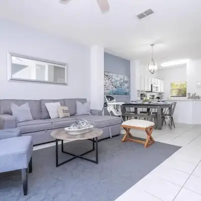 Beautiful Townhouse In Bella Vida Resort