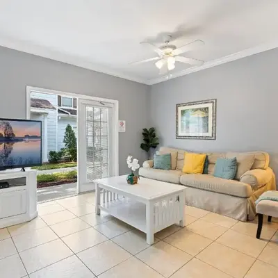 Casa 4Q Lucaya com Temas Disney e Clubhouse