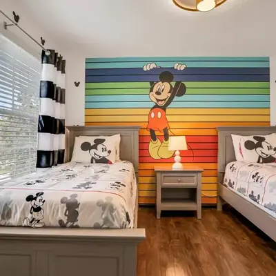 Family Fun Haven: Spacious Villa Water Park