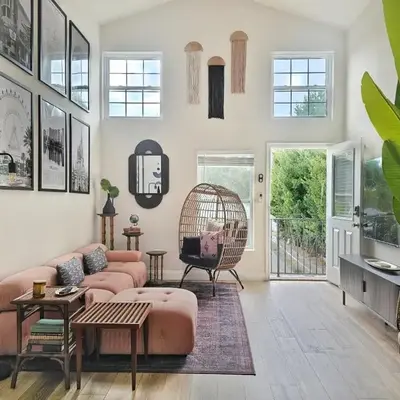 The Catherine - 1 mile to downtown - 2 King beds - Sleeps 5