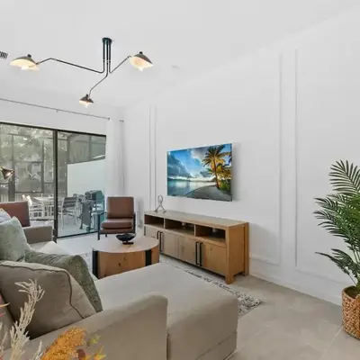 Lux 5BR Home