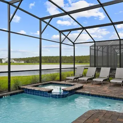9 Bed Home Themed Rooms Pool Storey Lake