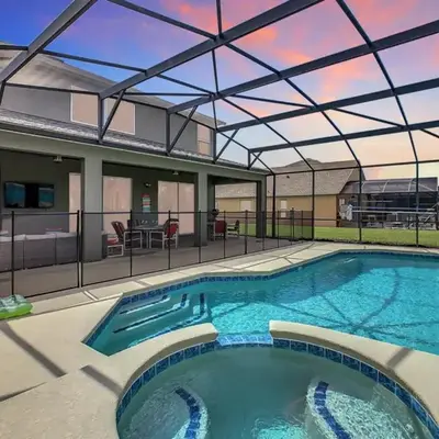 7BR Villa in Emerald Island w/ Resort Perks