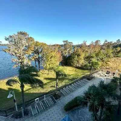 Heron Lake