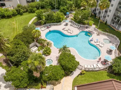 an overhead view of a pool at a resort at Luxury Lakeview Getaway 1 mile Universal Studios in Orlando
