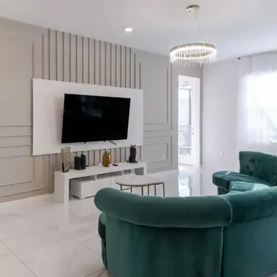 Sophisticated 9 bedroom close to Disney