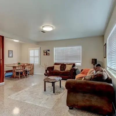 Downtown Duplex B Private Yard Great Location
