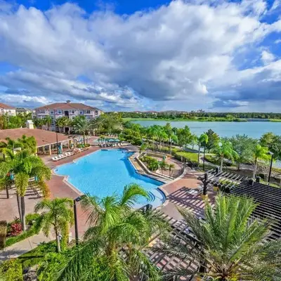 Epic Universe Lake View Condo