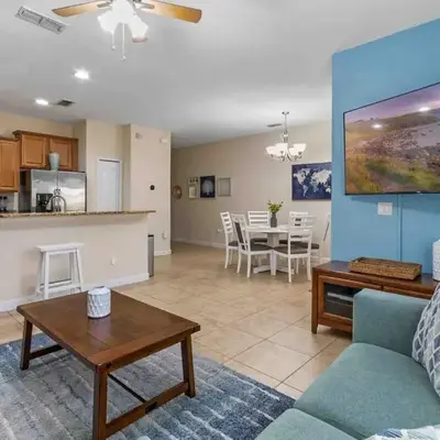 Cozy Retreat-Heated Pool