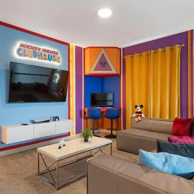 Family 5BR Retreat w Pool Near Disney