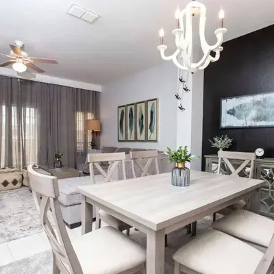 3 Bedrooms Home W Pool just 6 miles from Disney