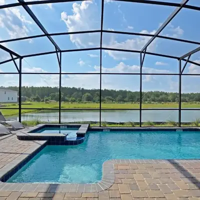 4213 - Lakeside Retreat