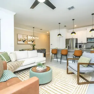 Stylish Home & Free Resort Access 2420