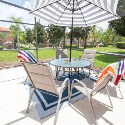 NEW - Townhome on amazing resort - private hot tub